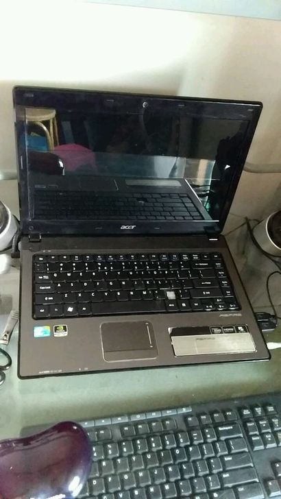 宏基笔记本i5 1g独显 64g固态硬盘 ...