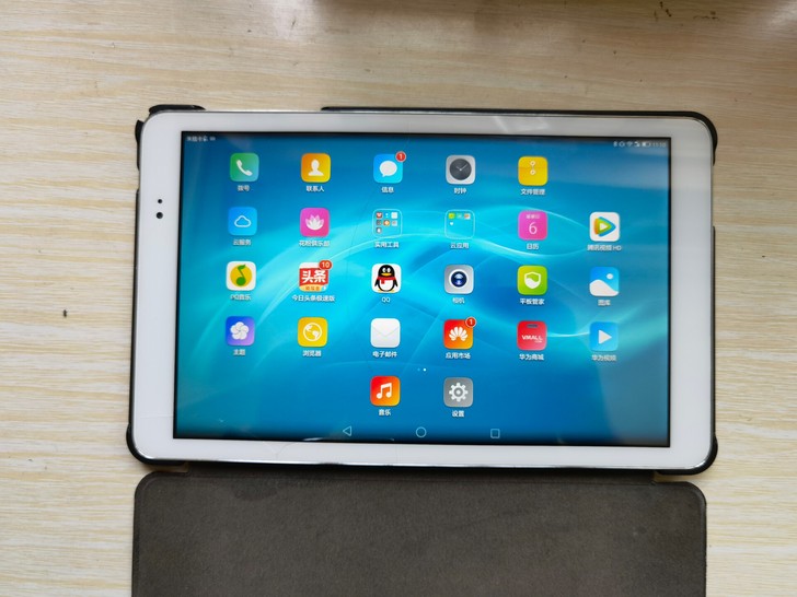 自用华为早期平板，4G版，屏幕有裂纹，但不...