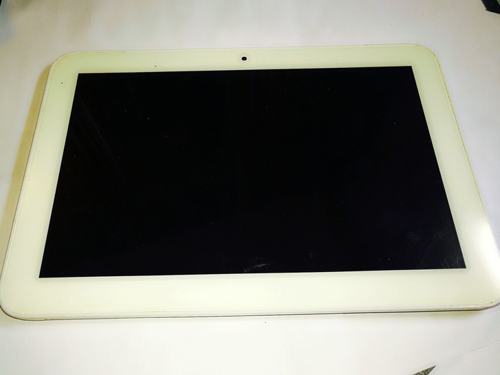 两个10寸平板，150包邮非偏远地区，华硕...