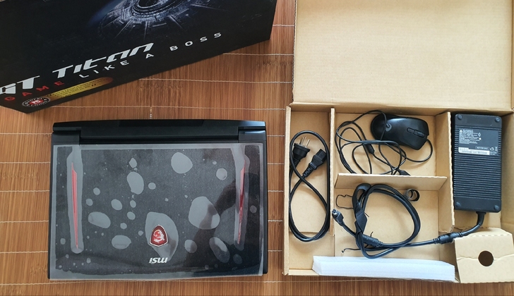 微星GT75 8sg i9 RTX2080...