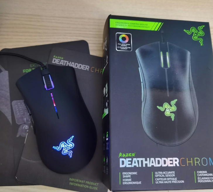 全新Razer雷蛇炼狱蝰蛇电竞鼠标  炫彩...