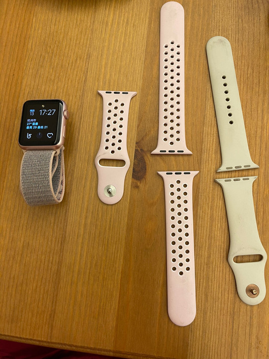 闲置在家没用，现转卖iphone watch