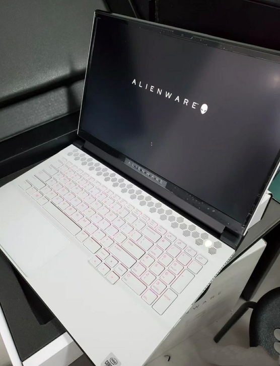 外星人 m17R3  51M 15R2  ...