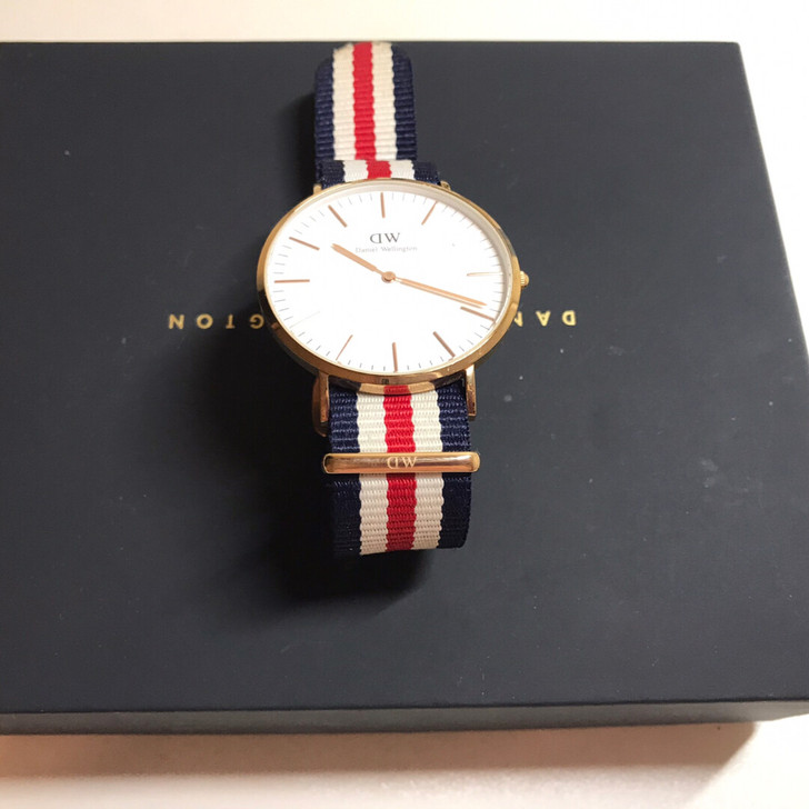 丹尼尔惠林顿实体店购买的,买成1000多,...