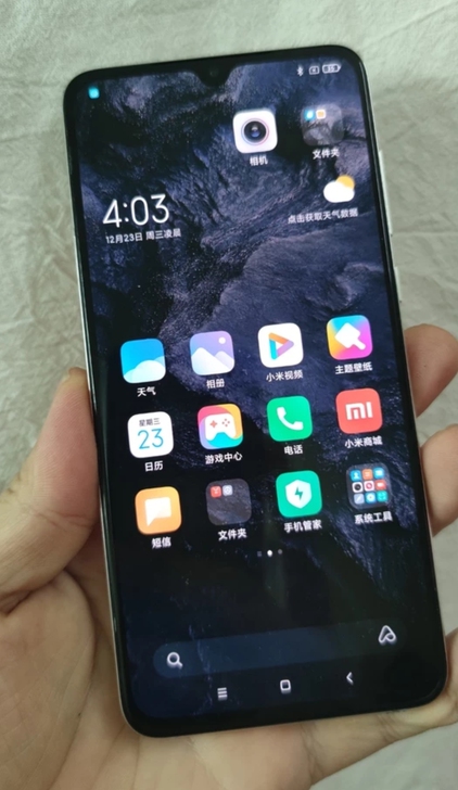 小米9pro白色5G顶配12+512