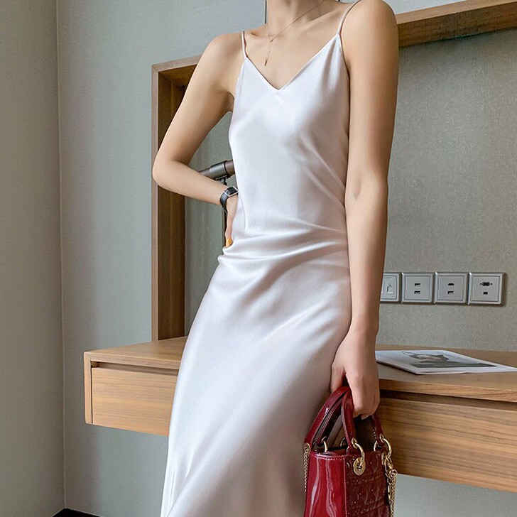 【全新618包邮】杭州精品2021流行女装...