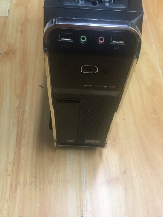 超频三机箱加电源 二手的 小机箱  不包邮...