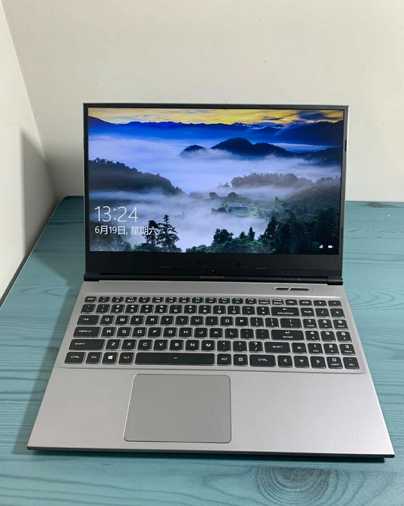 机械革命 深海幽灵Z2 Air 15.6游...