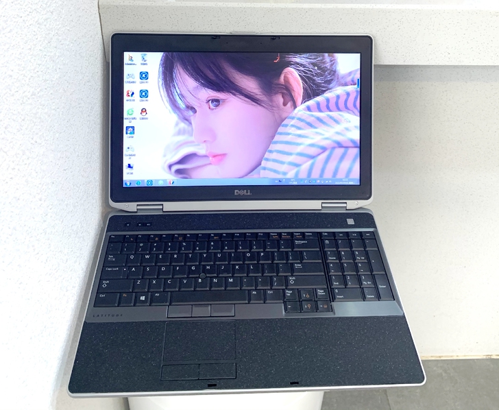 戴尔笔记本电脑 还在保修期 9成新 原装 ...