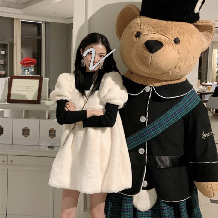 法式方领连衣裙女2021年新款秋季港味复古...