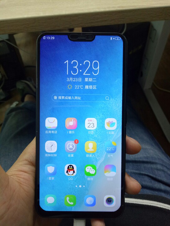 vivoX21手机6+128高配版,95新...