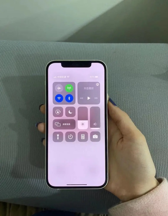 激活四个月苹果12，国行，128G内存，9...