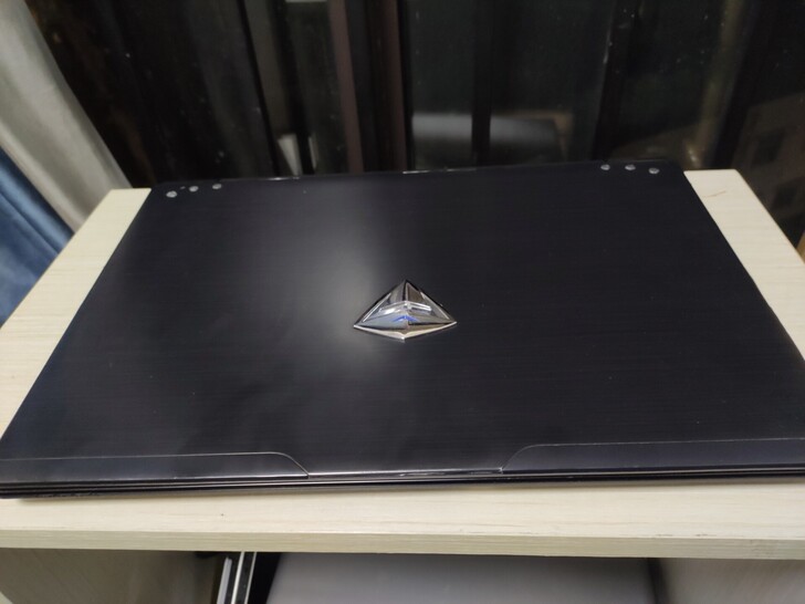 机械师m511-i5 d2 笔记本电脑 拆...