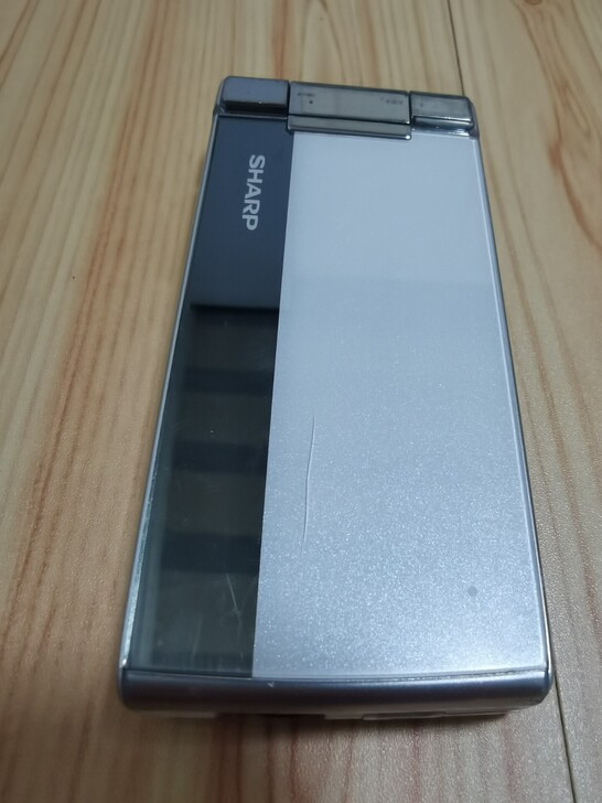 老手机，夏普手机SH7118C，旋转翻盖，...