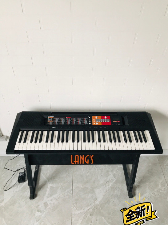 雅马哈PSR-F51电子琴