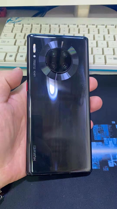 华为Mate 30 por 黑色和紫色5G...