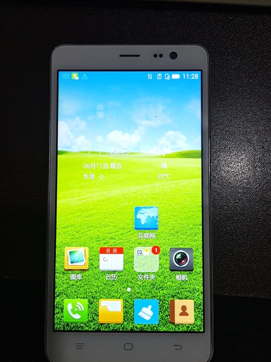 海信4g手机，一切正常，插卡即用。