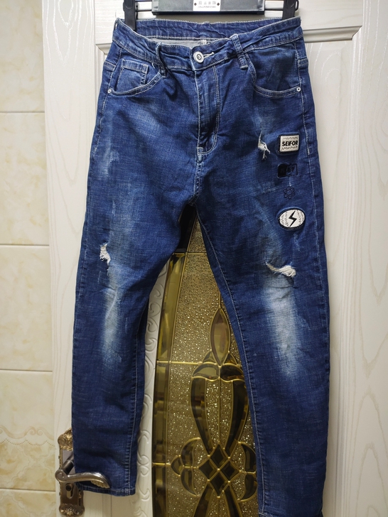 牛仔裤男，弹力牛仔裤，质量很好，做工精细，...