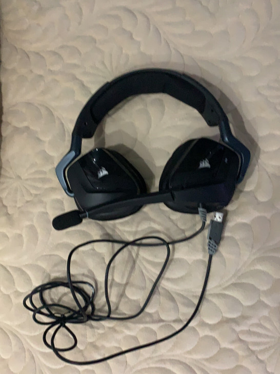 海盗船天行者有线耳机，19年购入基本没咋用...