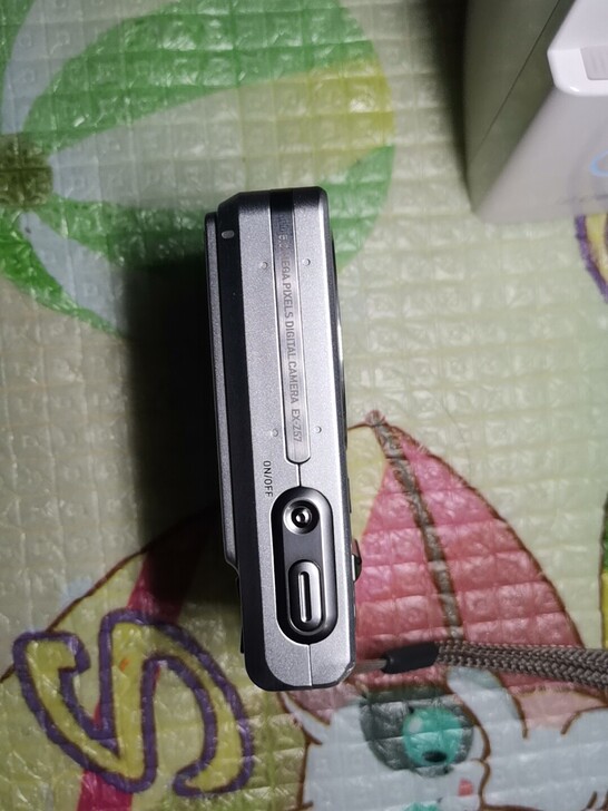 卡西欧EX-Z57   带电池，内存卡，无...