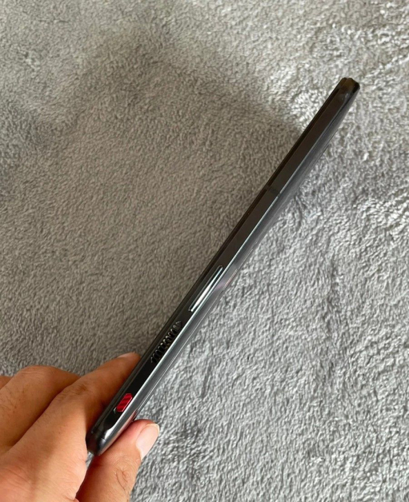 3200元努比亚红魔6Pro 5G版12+...