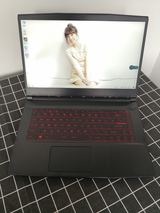 成色很新的微星GTX1650Ti 十代游戏...