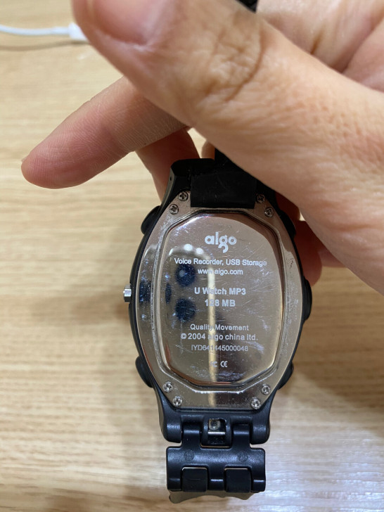 爱国者手表mp3 表带损坏 主体表盘内存完好