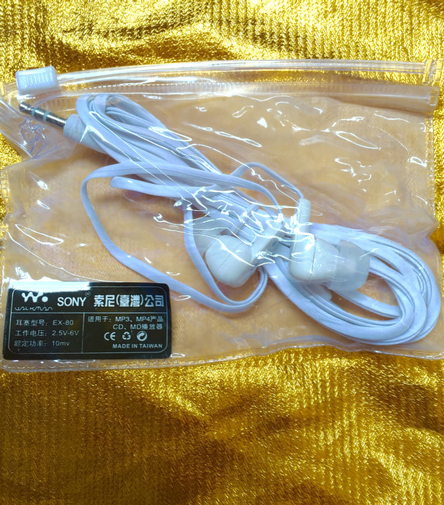 索尼耳机：全新、有索尼(台湾)公司出品货物...
