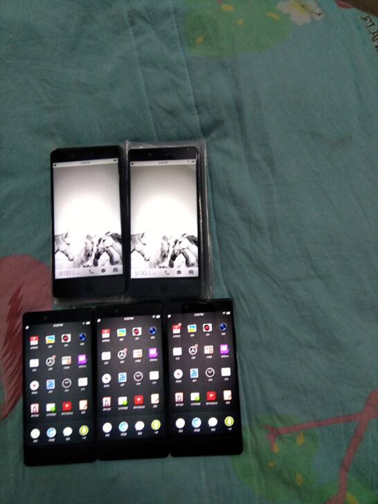 坚果pro手机 4+64GB，95新～98...