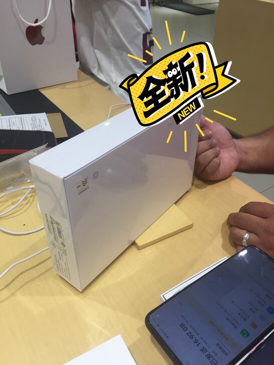 全新，买mate40一起买的，可自用，有人...