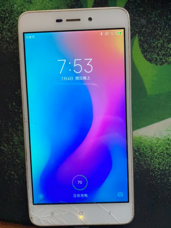 红米4A  功能完好无维修，明显使用痕迹，...