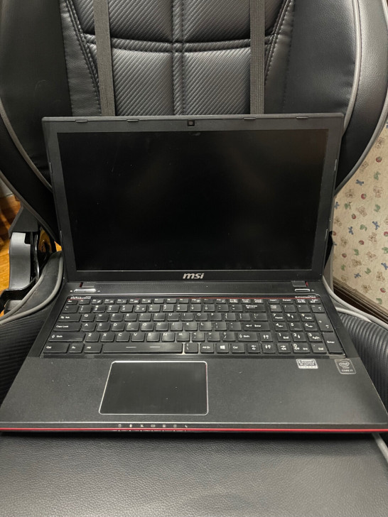 微星15.5寸游戏本！i7处理器！8G运行...