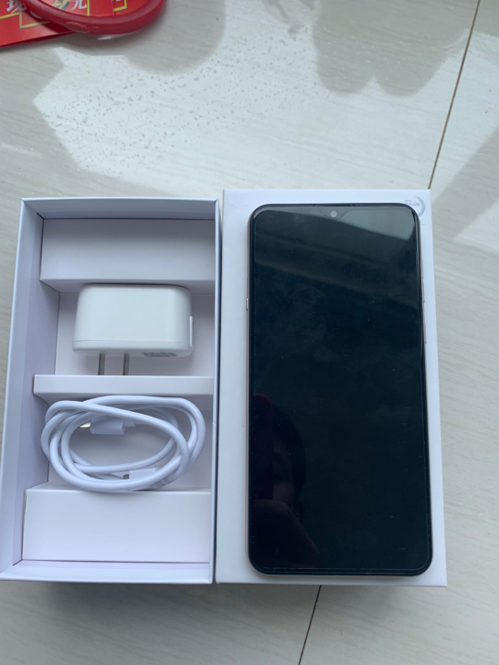 全新包邮，海信f29型号手机，全套