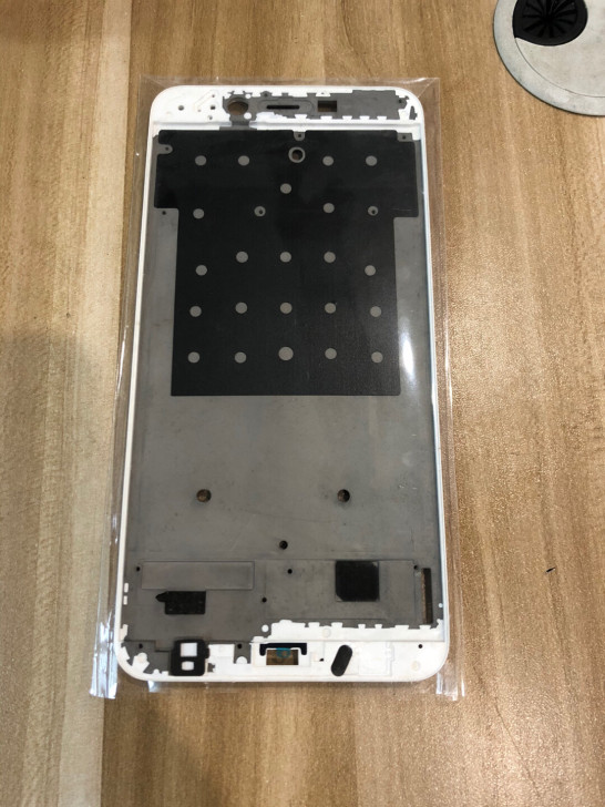 OPPO R9splus中框前壳支架,尾插...