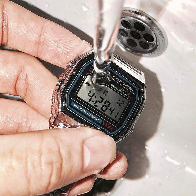 【电池用七年】卡西欧CASIO F-91W...