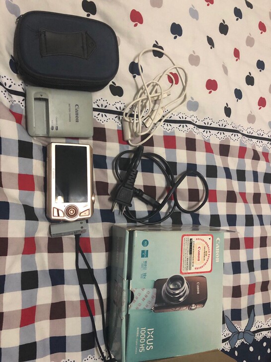 佳能相机1000hs买了都没用几次。参数自...