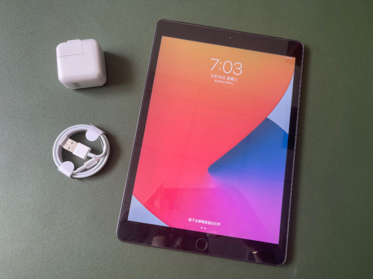 转让闲置平板iPad7代2019款，内存1...