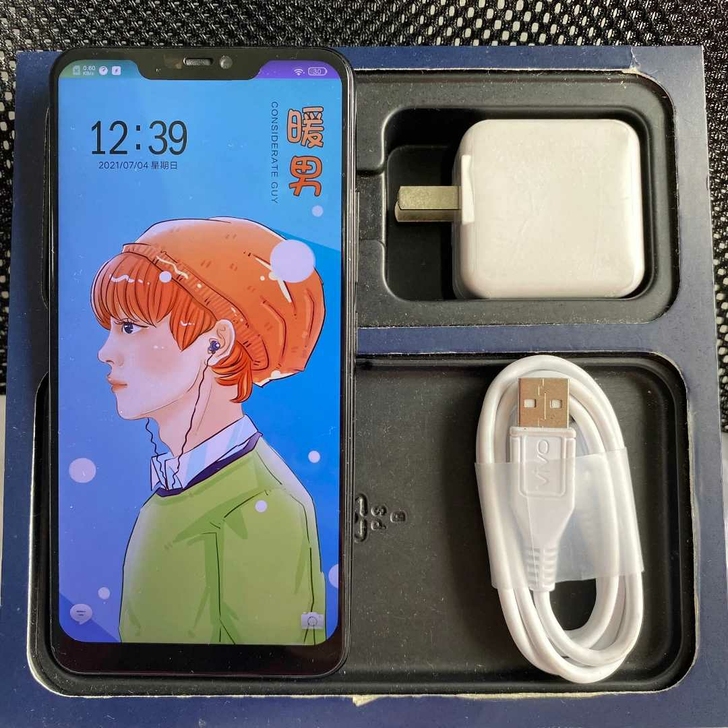 vivo x21。正品高配手机6+运行。用...