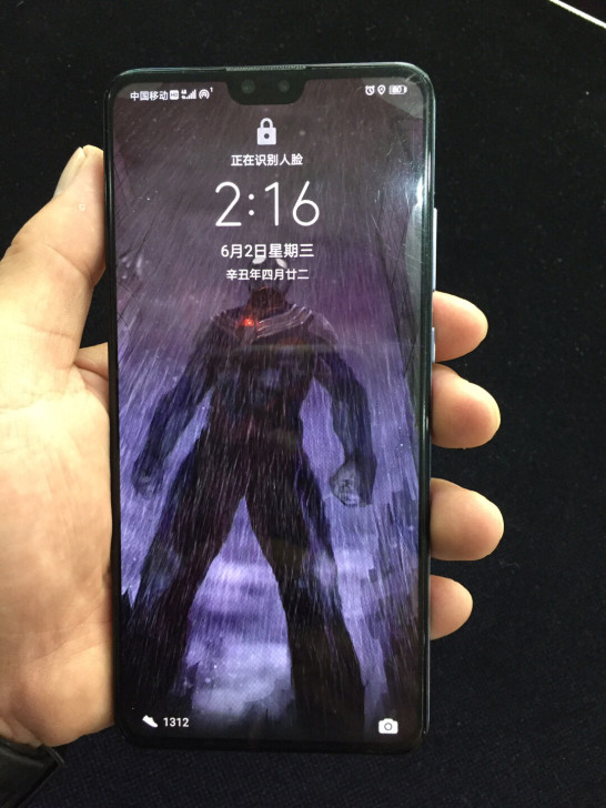 低价转让自用华为99新mate30银色12...