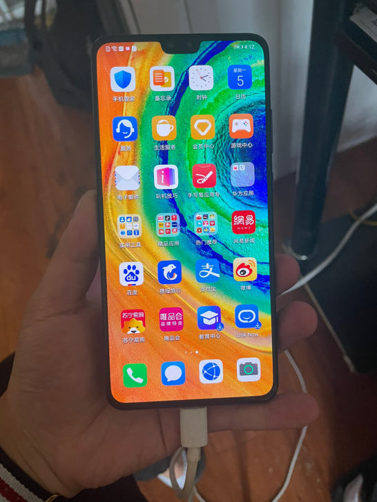 华为mate30