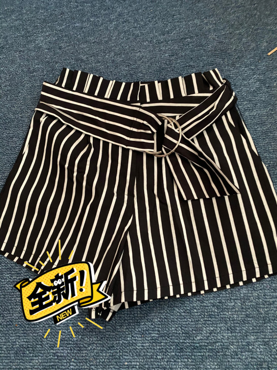 FOREVER21短裤，基本全新，S码，喜...