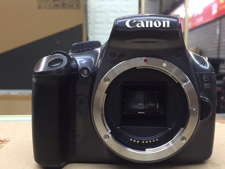 佳能1100D单反相机，机器功能正常使用 ...
