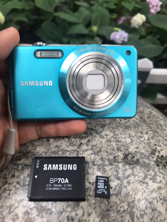 三星ST70，1420万超高像素，功能丰富...