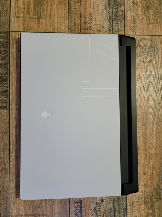 外星人m17r3 2070 300hz国行...