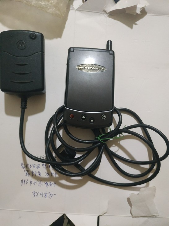 摩托罗拉A6188古董翻盖手机一电一充，品...