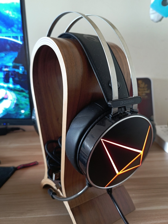 出售达尔优eh722RGB版游戏耳机，跟新...