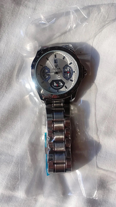 全新 【亏本处理】瑞士正品防水夜光男士全自...