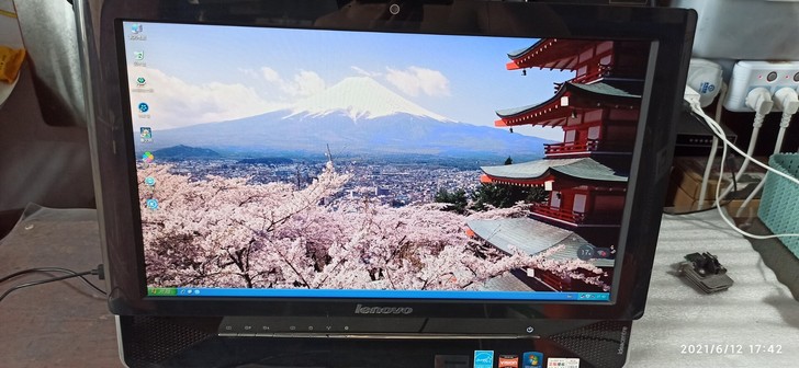 联想b305一体机电脑，四盒CPU，ddr...