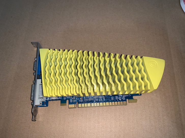 影驰GT610显卡 拆机一张影驰GT610...