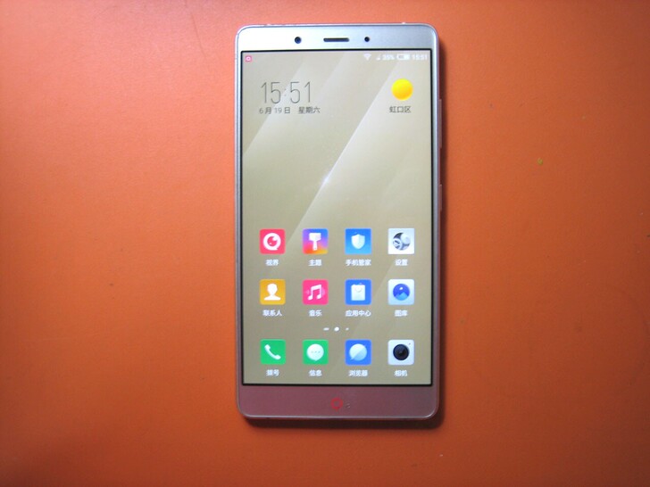 9成新努比亚Z11Max C罗典藏版 6寸...